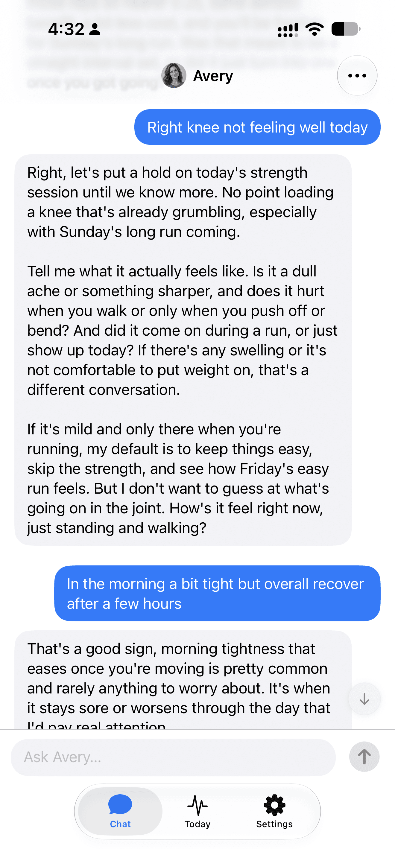 My right-knee discomfort message and Avery's follow-up questions about pain and when it occurs